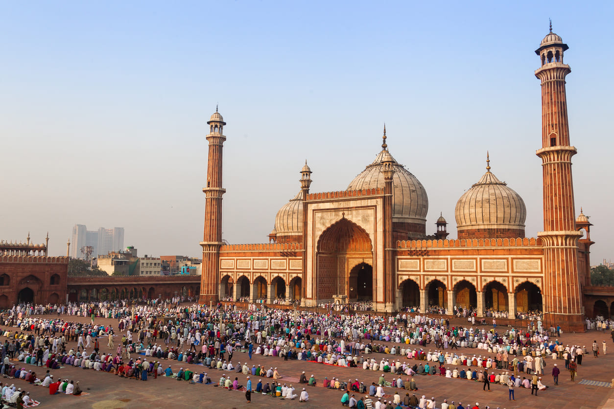 Large congregation of devotees at Jama Masjid, engaged in prayers during the celebration of Eid-ul-Adha.